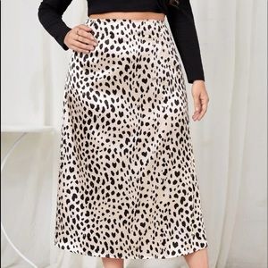 SHEIN 4X satin skirt